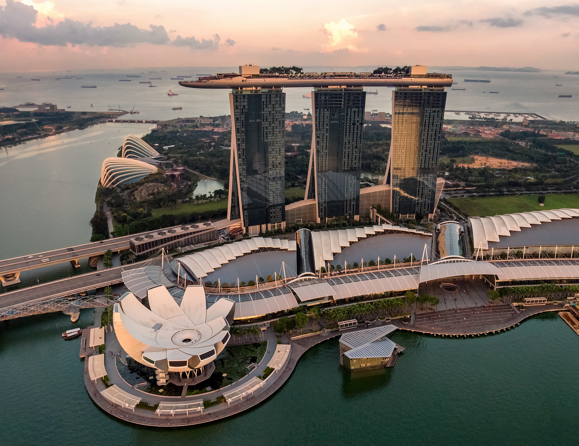 4 Most Visited Attractions in Singapore